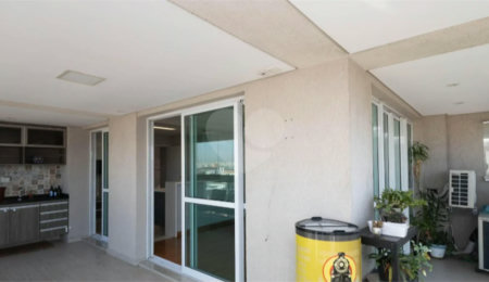 Apartamento à venda com 3 suítes em Vila Paiva, São Paulo, SP