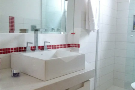 Cobertura Duplex com 126,metros quadrados próximo ao Shopping Pátio Paulista.