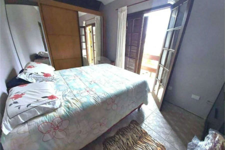Casa à venda no Condomínio Vista Alegre Sede em Vinhedo/SP