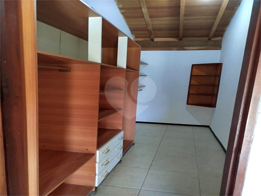 Sobrado à venda em Araras – Santa Olivia II 3 dormitórios 1 suíte