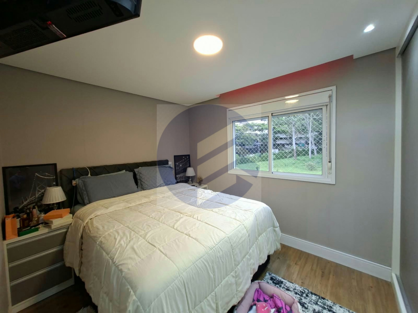 Apartamento à venda com 3 quartos, sendo 1 suíte, em Jardim das Vertentes, São Paulo - SP