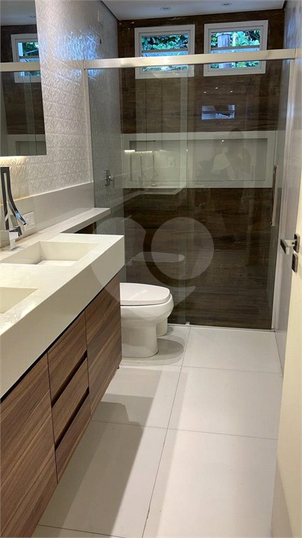 Sobrado à venda com 3 quartos, sendo 1 suíte, em Jardim Vazani, São Paulo, SP