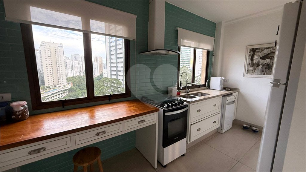 Apartamento à venda com 3 quartos, sendo 1 suíte, em Vila Suzana, São Paulo, SP