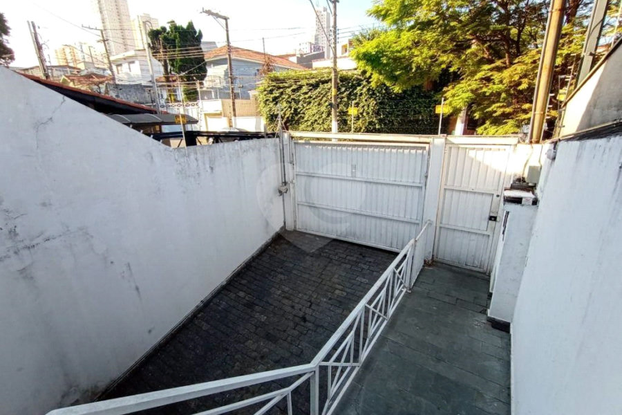 Casa à venda com 3 quartos, sendo 1 suíte, em Saúde, São Paulo, SP