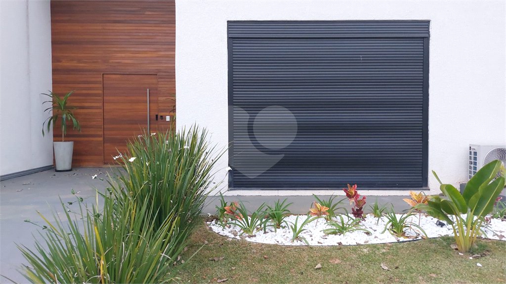Casa à venda ou para alugar com 4 quartos, sendo 3 suítes, no condomínio Figueira Garden, Atibaia - SP