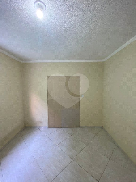Sobrado à venda com 3 quartos, sendo 1 suíte, em Jardim Beatriz, Poá, SP