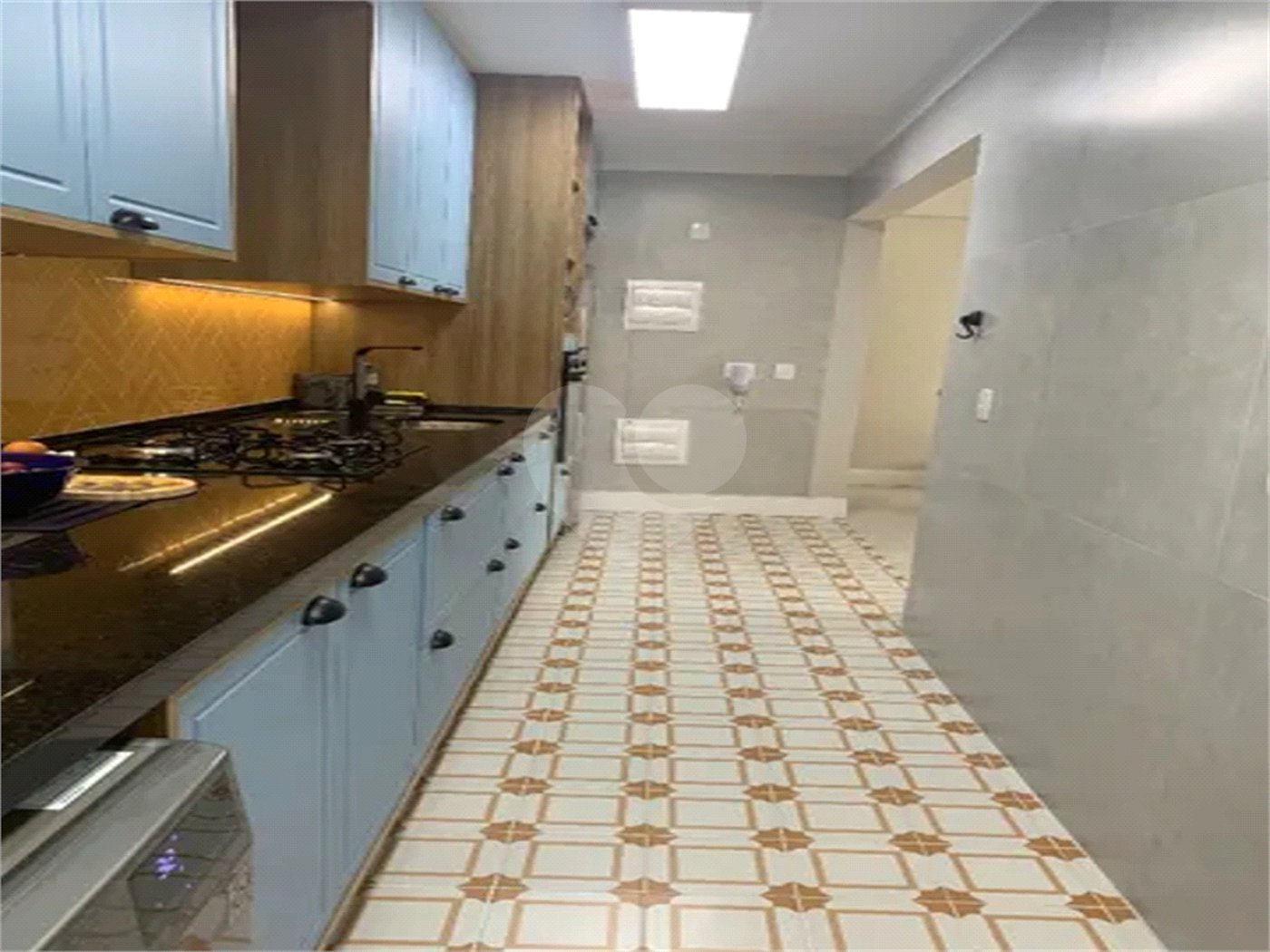 Apartamento à venda com 3 quartos, sendo 1 suíte, em Cidade São Francisco, São Paulo, SP