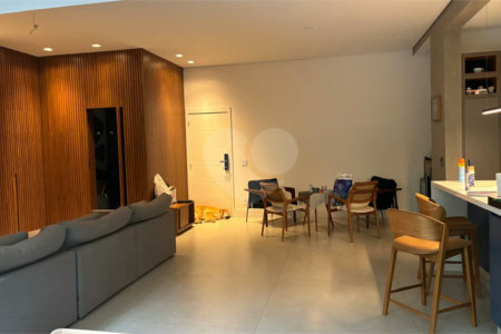 Apartamento Garden na Mooca de 322m² com 3 suítes e 5 vagas.