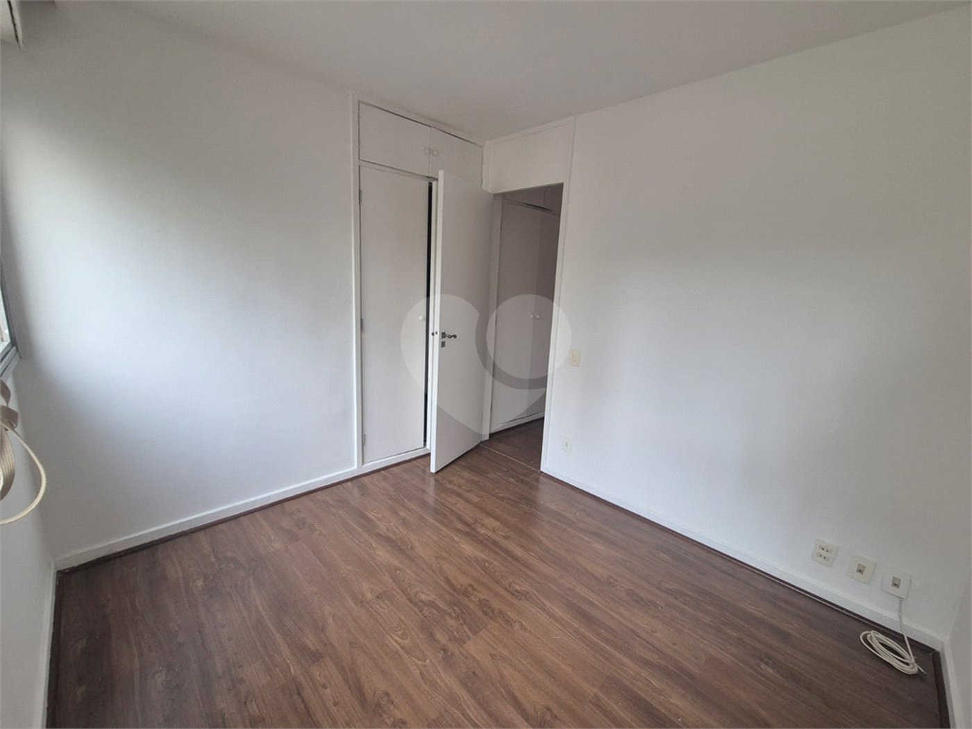 Apartamento à venda com 4 quartos, sendo 1 suíte,  em Itaim Bibi, São Paulo, SP