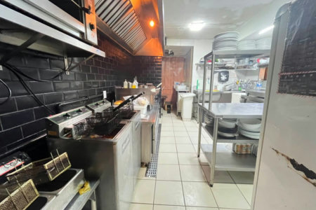 Ponto comercial à venda por R$ 350.000 - Barra Funda - Guarujá/SP