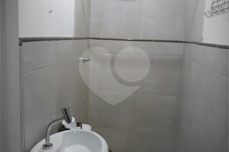 Sobrado à venda com 2 quartos em Chácara Monte Alegre, São Paulo, SP