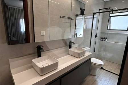 Sobrado à venda com 3 quartos, sendo 1 suíte, em Jordanópolis, São Bernardo do Campo, SP