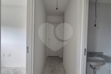 Apartamento à venda com 3 quartos, sendo 1 suíte, em Vila Anastácio, São Paulo, SP