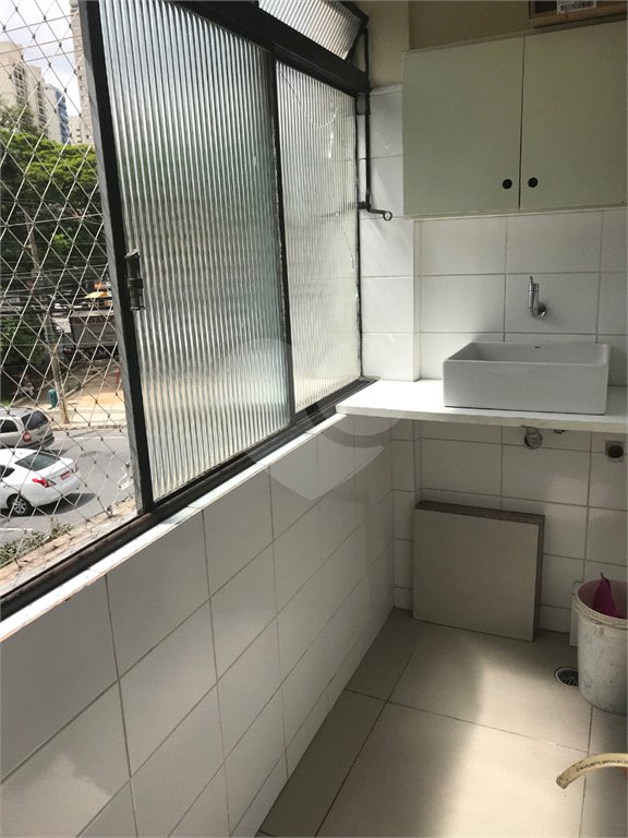 Apartamento à venda com 2 quartos em Vila Romana, São Paulo, SP