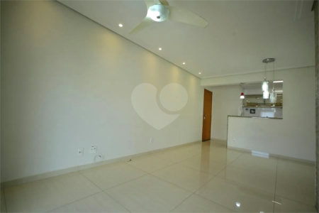 Apartamento à venda com 3 quartos, sendo 1 suíte, em Vila Lusitânia, São Bernardo do Campo, SP