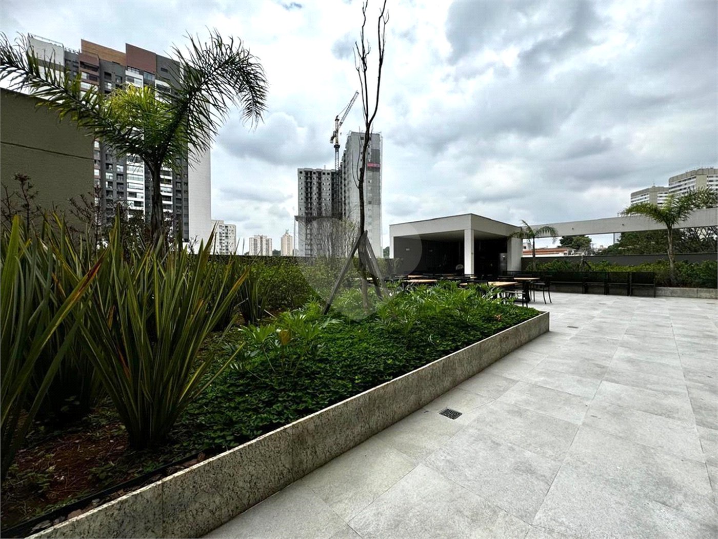Apartamento à venda com 3 suítes, em Vila Independência, São Paulo, SP