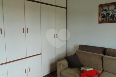 Sobrado à venda com 4 quartos, sendo 3 suítes, em Jardim Franca, São Paulo, SP