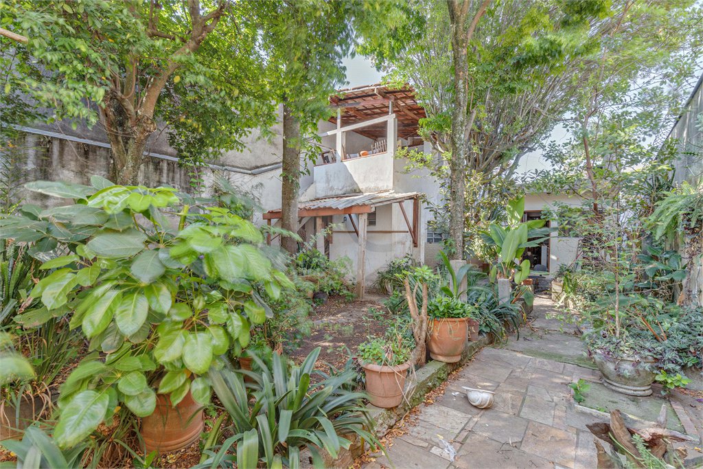 Casa Térrea à venda ou para alugar com 3 quartos, sendo 1 suíte, em Brooklin, São Paulo, SP