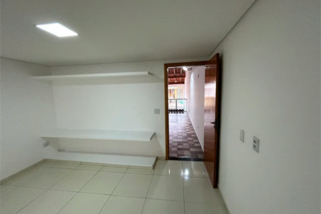 Casa de Vila para alugar com 4 suítes em Vila Romana, São Paulo, SP