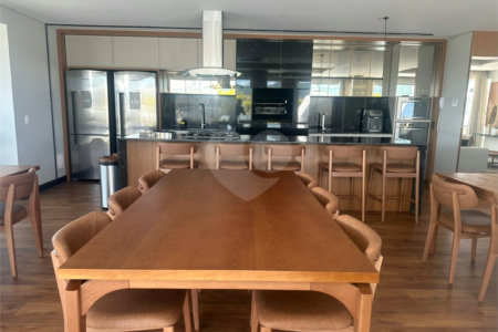 Apartamento à venda ou para alugar com 2 suítes em Itacorubi, Florianópolis, SC