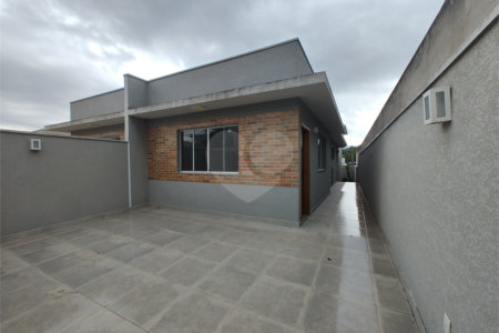 Casa Térrea à venda com 3 suítes em Jardim do Lago, Atibaia, SP