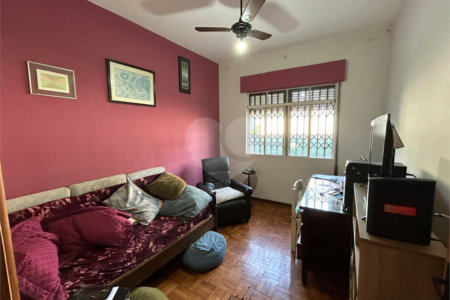 Casa à venda com 5 quartos, sendo 2 suítes, em Alto da Boa Vista, São Paulo, SP