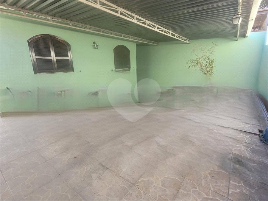 Casa Térrea à venda com 3 quartos em Campo Grande, Rio de Janeiro, RJ