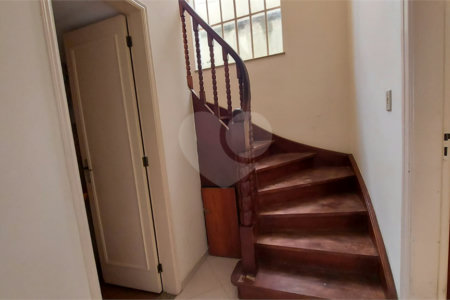Casa à venda com 4 quartos, sendo 3 suítes, em Jardim Luzitânia, São Paulo, SP