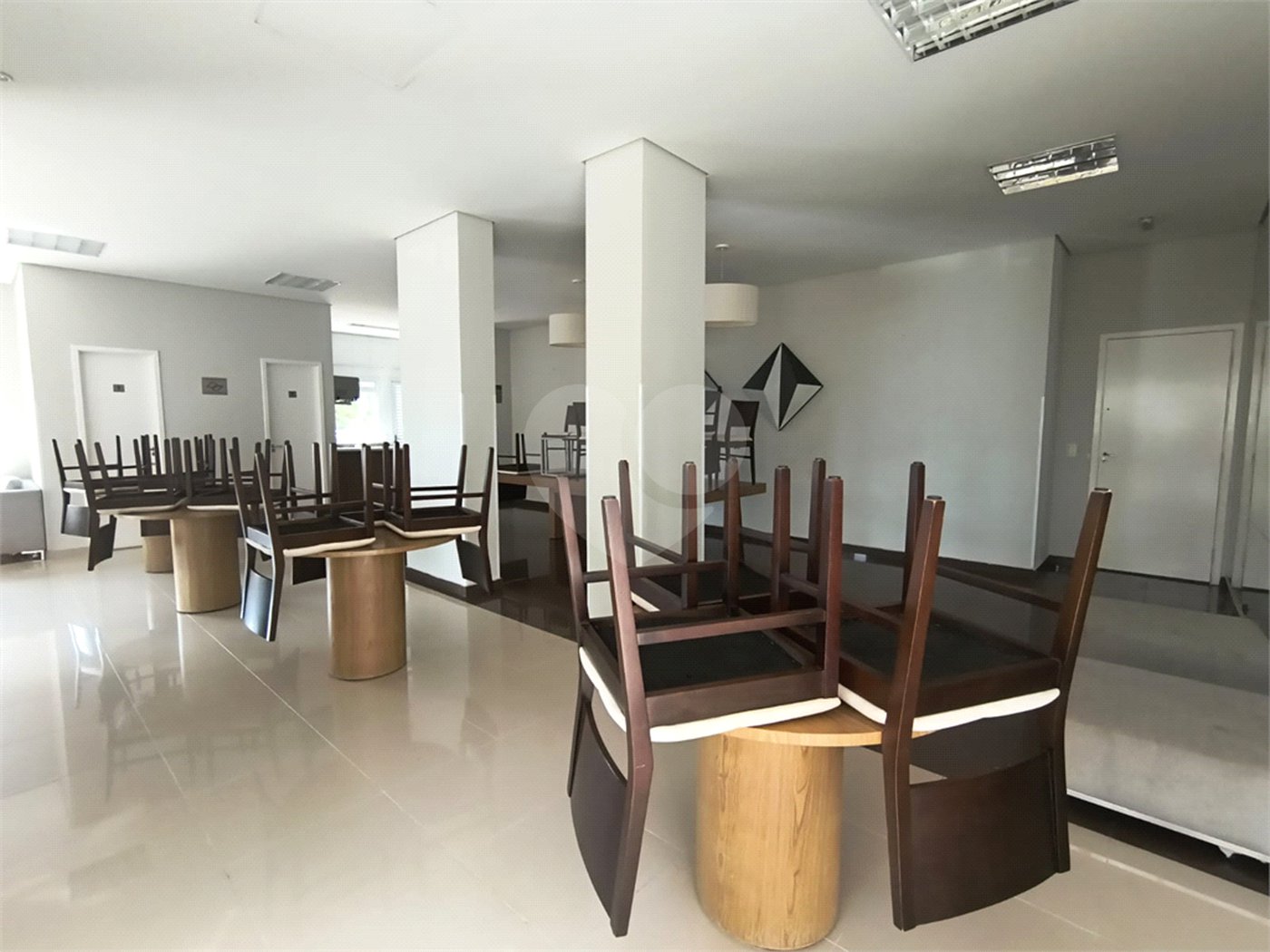 Apartamento à venda com 2 quartos em Jardim Esmeralda, São Paulo, SP