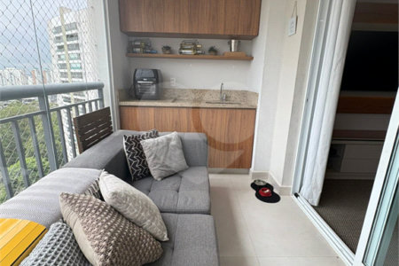 Apartamento à venda com 2 quartos, sendo 1 suíte,  em Vila Andrade, São Paulo, SP