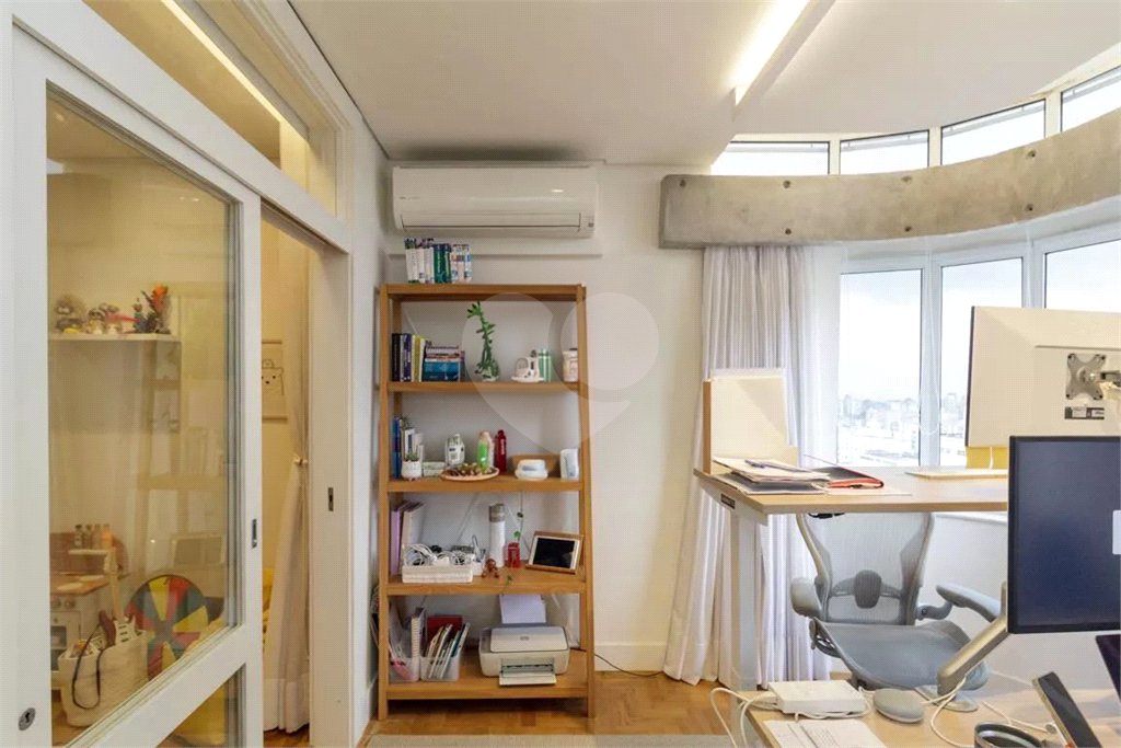 Apartamento à venda com 4 quartos, sendo 2 suítes, em Higienópolis, São Paulo, SP