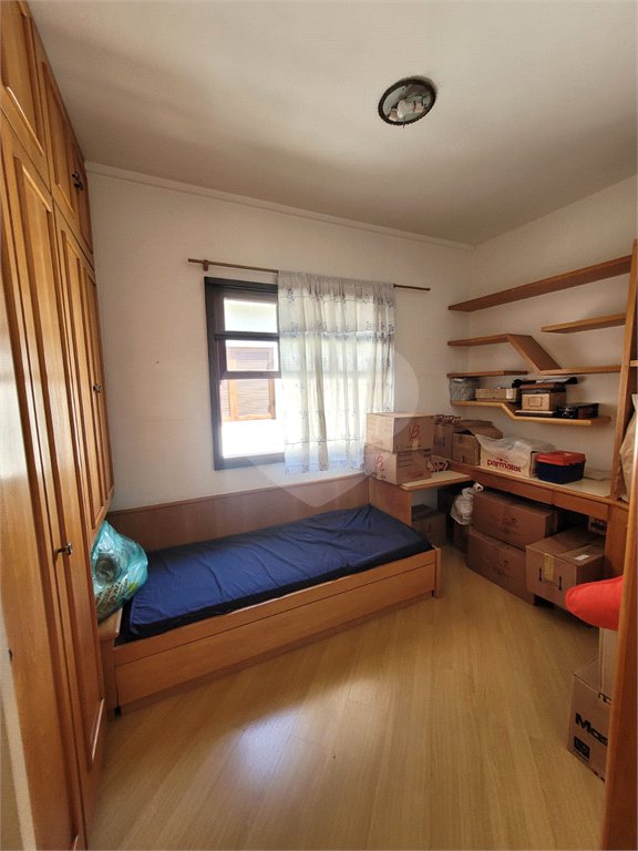 Sobrado à venda com 3 quartos, sendo 1 suíte, em Jardim da Glória, Cotia, SP