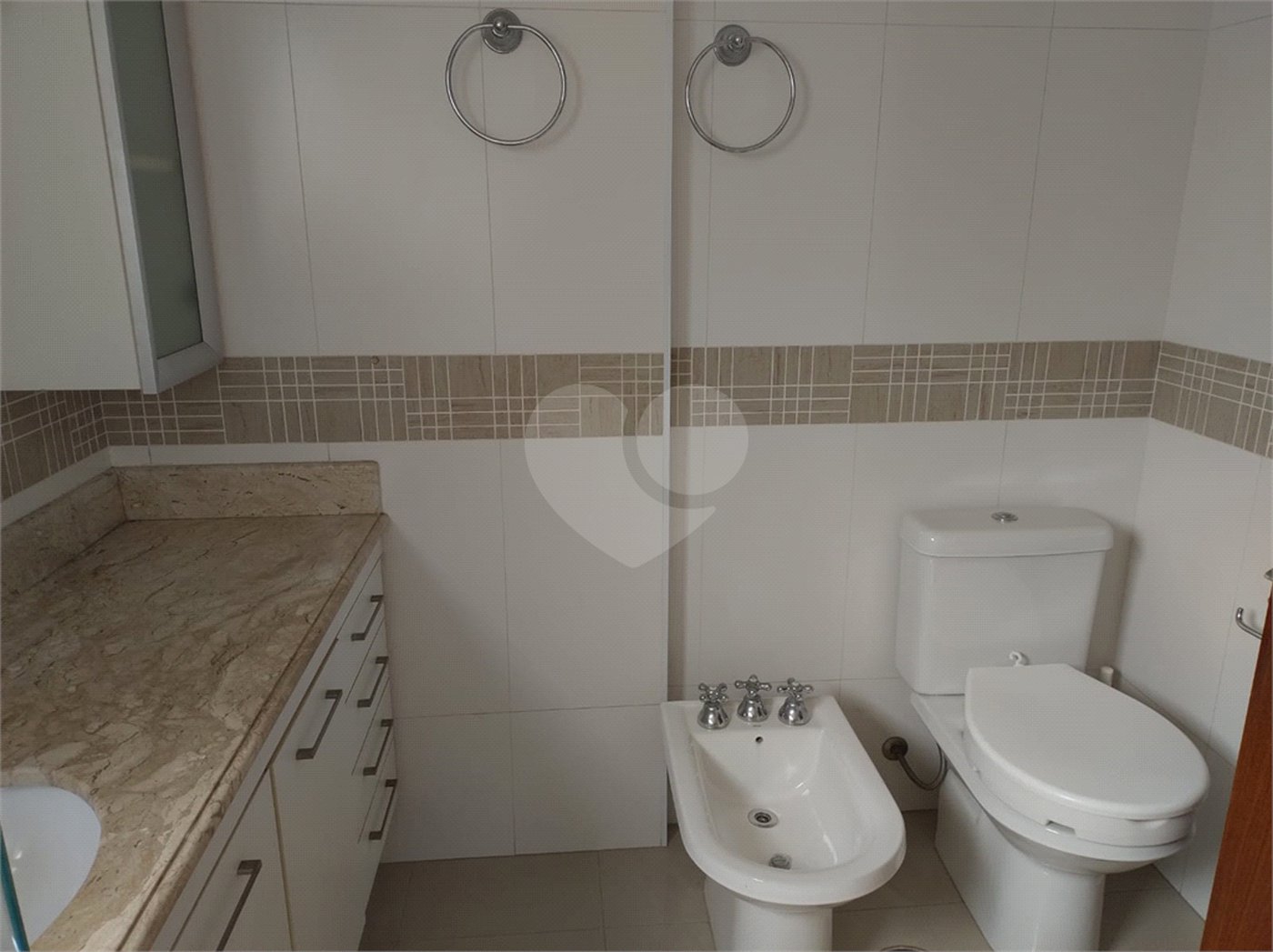Apartamento para alugar com 3 suítes em Campo Belo, São Paulo, SP