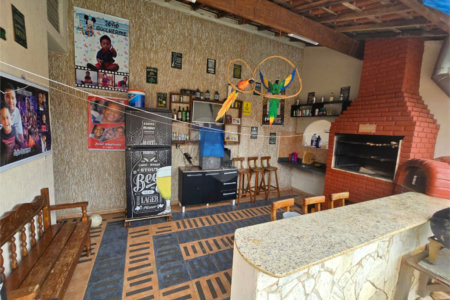 Casa à venda com 3 quartos, sendo 1 suíte,  em Jardim Shangri-lá, Itapetininga, SP