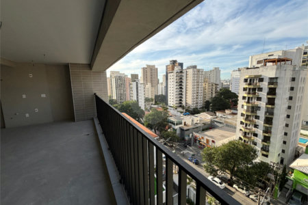 Apartamento à venda com 3 suítes em Moema, São Paulo, SP
