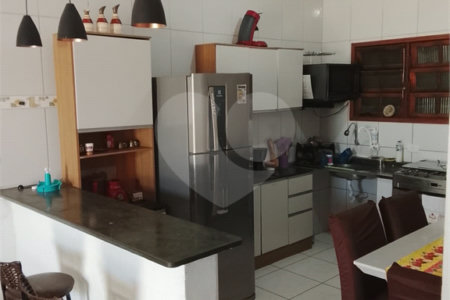 Casa à venda ou para alugar com 3 quartos, sendo 1 suíte, em Florida Mirim, Mongaguá, SP