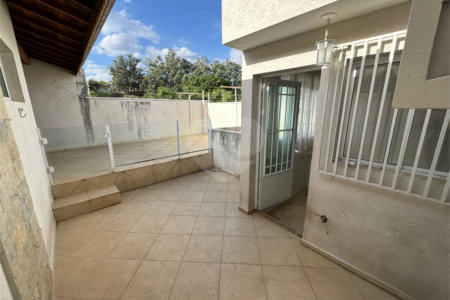 Casa à venda com 4 quartos, sendo 1 suíte, em Jardim das Samambaias, Jundiaí, SP