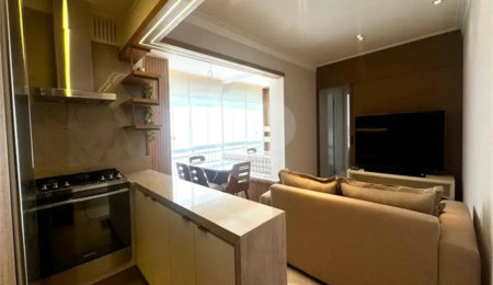 Apartamento à venda com 2 quartos, sendo 1 suíte,  em Vila Penteado, São Paulo, SP