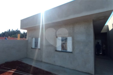 Casa à venda com 2 quartos em Vila Progresso, Itapetininga, SP