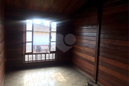 Casa à venda com 3 quartos, sendo 1 suíte, no condomínio Zuleika Jabour, Salto - SP