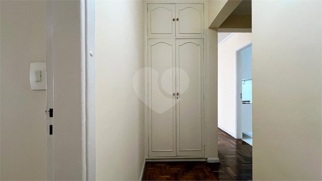 Apartamento à venda com 3 quartos, sendo 1 suíte, em Pinheiros, São Paulo, SP