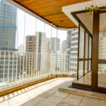 Apartamento à venda com 3 suítes em Moema, São Paulo, SP