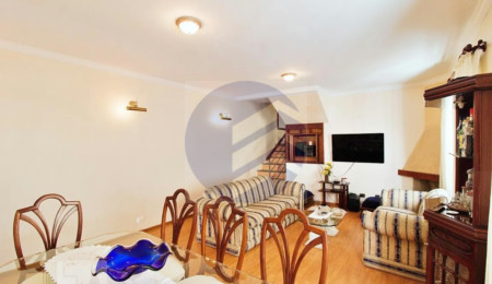 Casa para alugar com 3 quartos, sendo 1 suíte,  em Jardim Monte Kemel, São Paulo, SP
