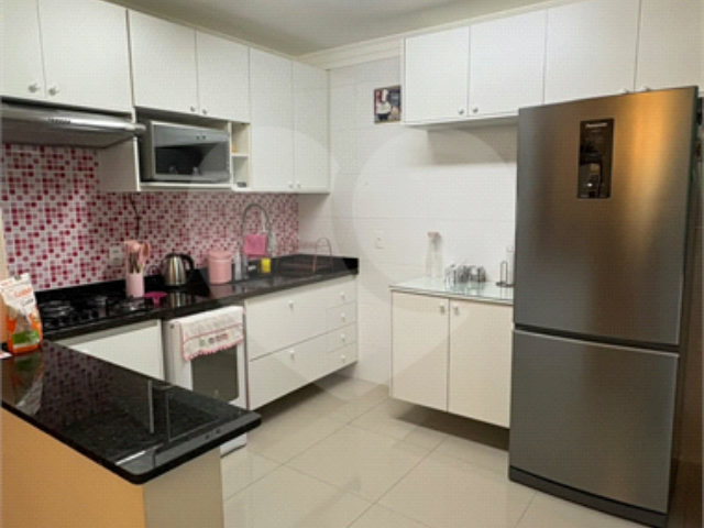 Casa à venda com 2 suítes no condomínio Santana, São Paulo - SP