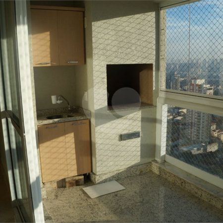 Apartamento de 142m² no Ipiranga com 3 dormitórios, 3 suítes e 3 vagas de garagem.