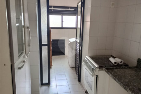 Apartamento à venda com 3 quartos, sendo 2 suítes, em Perdizes, São Paulo, SP