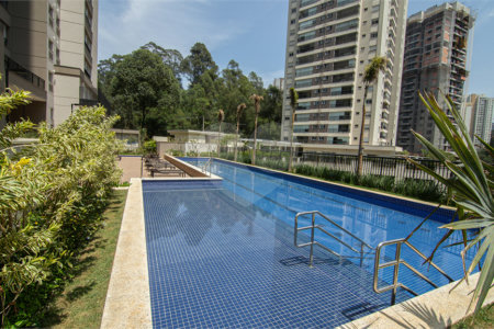 Apartamento à venda com 3 quartos, sendo 2 suítes, em Vila Andrade, São Paulo, SP