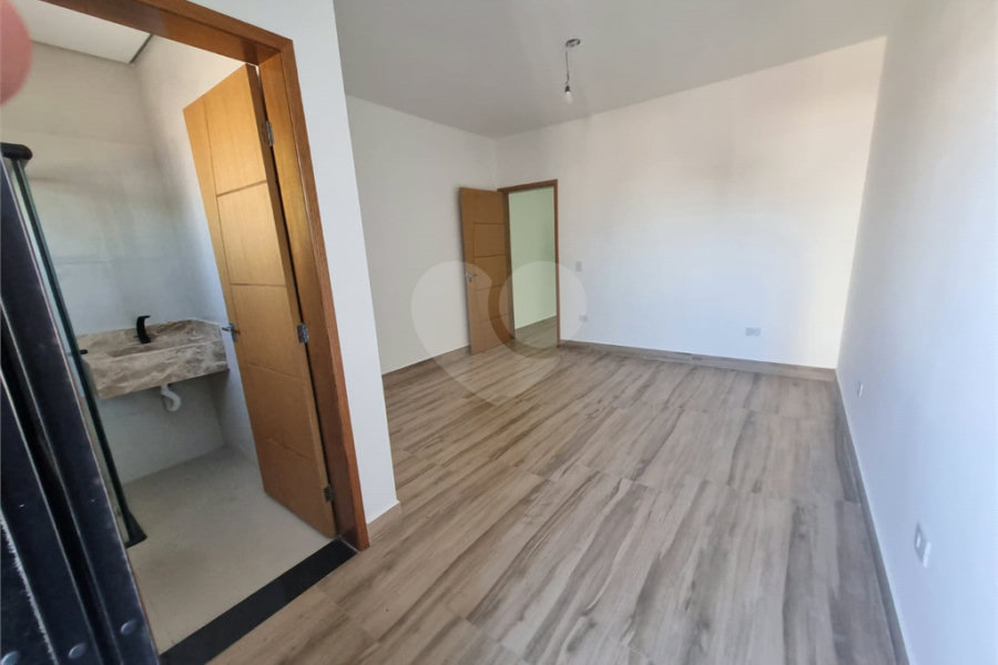 Sobrado à venda com 3 quartos, sendo 1 suíte, em Vila Bonilha, São Paulo, SP