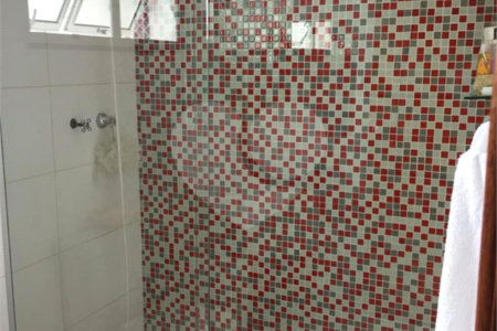 Sobrado à venda com 3 quartos, sendo 1 suíte,  em Alto da Boa Vista, Mogi das Cruzes, SP
