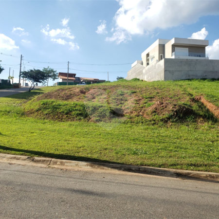 Terreno à venda no condomínio Santa Isabel I, Louveira - SP